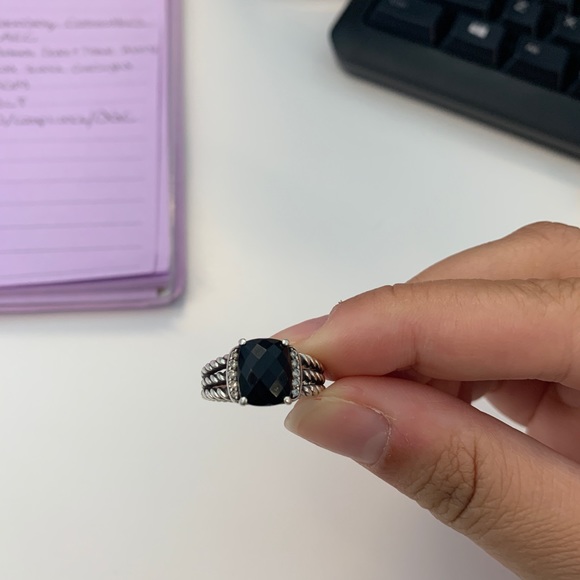 ❤️ SOLD ❤️ David Yurman ring Black Onyx Size 6.5! - Picture 5 of 6